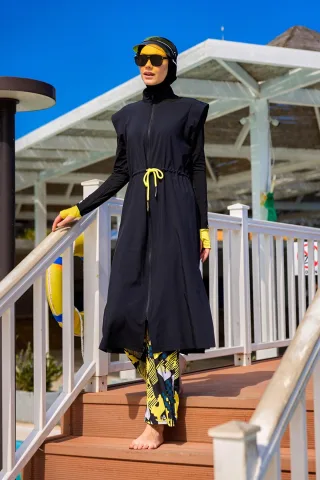 Schwarzes Burkini-Set für islamische Badebekleidung mit vollständiger Abdeckung von Marina
