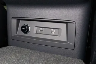 Komplettset USB Hub für Audi A8 4N