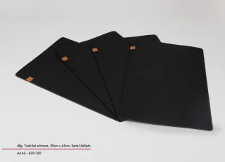 Schwarz