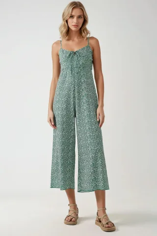Weit geschnittener, floraler, gestrickter Jumpsuit mit V-Ausschnitt