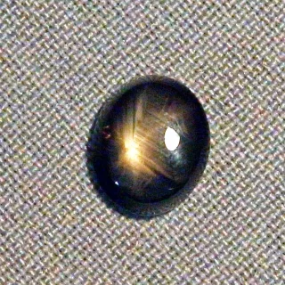 8,59 ct Schwarzer Stern Saphir Edelstein Cabochon
