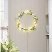 Lights4fun Dekokranz Weißer & blauer LED-Blumenkranz mit warmweißen Mikro-LEDs & Timer