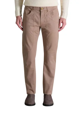 Hosen mit Knie-Patch lässig
