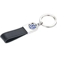 TROIKA Schlüsselanhänger Volkswagen, Offiziell lizensierte VW Schlüsselanhänger, 4 Ausführungen (1-tlg., exklusives Lizenzprodukt), mit Leder, Metall oder Karabiner‑Ring-System, ideal als Geschenk