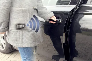 Komfortschlüssel Kessy für Audi A4 8W