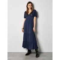 Apricot Maxikleid Maxikleid mit Stufenrock in Knitteroptik