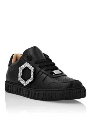Niedrige Sneakers