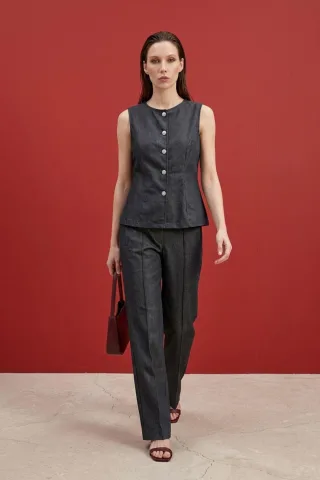 Baumwoll-Popelin-Weste und weit geschnittene Hose Set