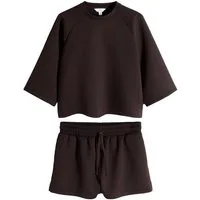 The Set Freizeitanzug The Set Scuba-Oberteil und Shorts, 2er-Pack (2-tlg)