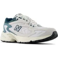 New Balance 725 Sneaker