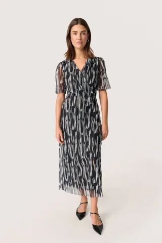 Jerseykleid Gerade Passform Black Stroke Print black