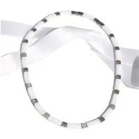 ELLAWIL Collier Klassisches Basic Collier aus Keramik und Edelstahl Weiß/Silber (Kettenlänge 49 cm), inklusive Geschenkschachtel