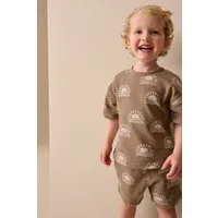 Next T-Shirt & Shorts Durchgehend bedrucktes Kurzarm-T-Shirt und Shorts (2-tlg)