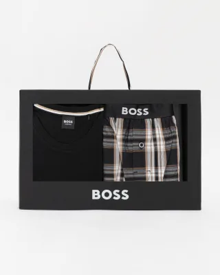Einfaches Pyjama-Set in Schwarz