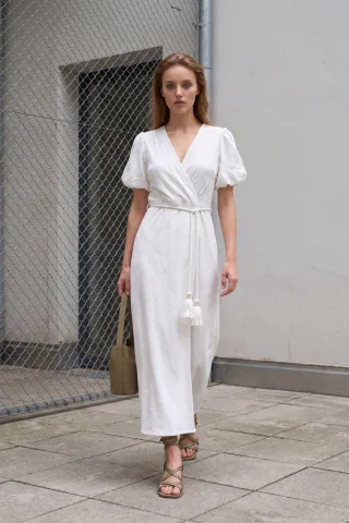 Gürtel-V-Ausschnitt Maxikleid mit Wickeldesign
