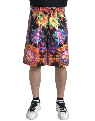 Lässige Shorts mit mehrfarbigem Druck