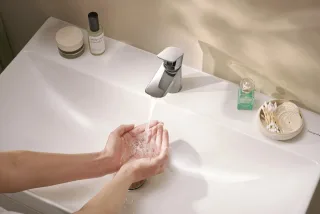 Hansgrohe Waschtischmischer 70 Neovis Q mit Push-Open Ablaufgarnitur chrom,71346000 71346000