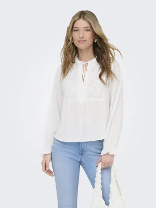 ONLY - ONLVICKY LIFE L/S EMB TOP WVN NOOS Cloud Dancer - Gr. - XL