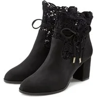 LASCANA Sommerstiefelette High-Heel-Stiefelette mit modischer Spitze und bequemen Blockabsatz, Ankle Boot, Stiefel