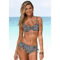 LASCANA Bikini-Hose Clara mit höherem Schnitt