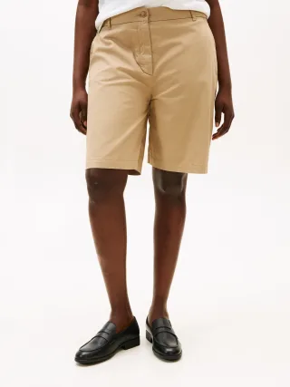 Tommy Hilfiger Curve Shorts "CRV CO BLEND GMD CHINO SHORT" in Großen Größen, Chino Qualität, Logostickerei