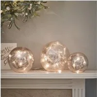 Lights4fun LED-Dekofigur 3er Set LED Glaskugeln antiksilber Batteriebetrieb