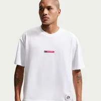 Nike Sportswear T-Shirt M NSW TEE LSE BOXY FOOTBALL aus Baumwolle, auch in großen Größen