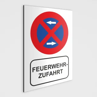 Feuerwehrzufahrt Schild