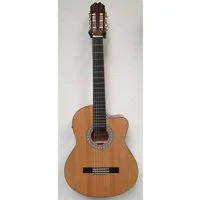admira Konzertgitarre Alba E-Cutaway, Set, mit Cutaway und Tonabnehmersystem