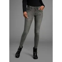 Arizona Skinny-fit-Jeans mit Keileinsätzen extra-enger Beinschnitt, niedrige Leibhöhe