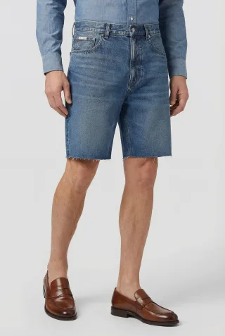 Calvin Klein Jeans Shorts "90S SHORT GREENWOOD" Regular fit mit abgeschnittenem Beinsaum