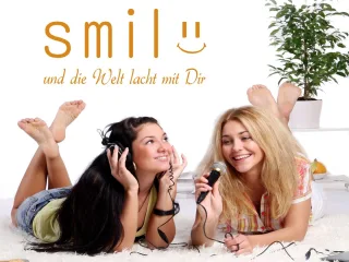 Wandtattoo "smile und die Welt lacht mit Dir..."