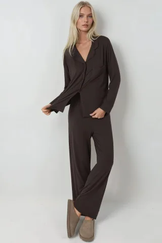 Langärmliges Pyjama-Set mit Hemdkragen und Knopfleiste