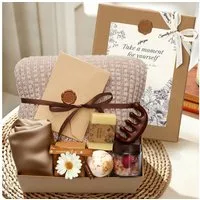 Insma Pflege-Geschenkset 9tlg Spa Geschenkset Luxus Beauty-Geschenkbox für Frauen, mit Strickdecke 130×170cm, Massagekamm, Schlafhaube, Seife, Badebombe, ideal zum Geburtstag, Valentinstag & Muttertag