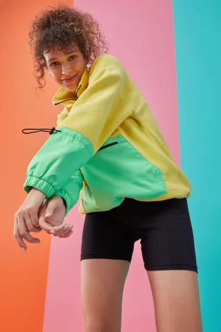 Übergroßer Plüsch-Half-Zip-Sweatshirt