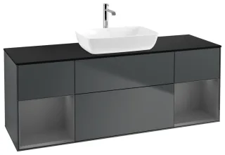 Schwarz