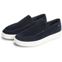 Tommy Hilfiger MODERN LIGHT SUEDE LOAFER Slipper Schlupfschuh, Flat mit typischer Mokassinnaht