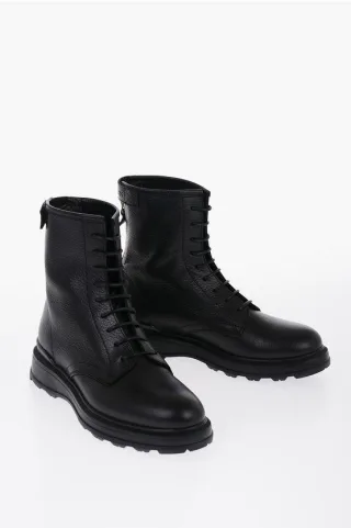 Strukturierter Leder-Arbeitsstiefel mit Reißverschluss in Schwarz