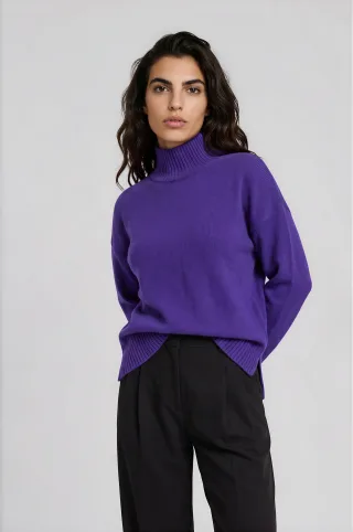 Milano Italy - turtle neck, drop shoulder 1/1 sleeve purple - Gr. - S