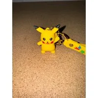 Stelby Schlüsselanhänger Pokemon Pikachu Schlüsselanhänger 3D Gummi, Strapazierfähiges & flexibles Material für langlebige Nutzung