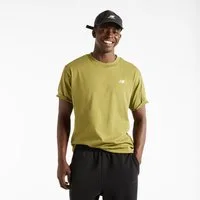 New Balance T-Shirt SPORT ESSENTIALS COTTON T-SHIRT sportlicher Stil, mit Rundhalsausschnitt, ohne Verschluss, Kurzarm