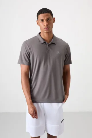 Herren Polo-Shirt mit Logo-Stickerei