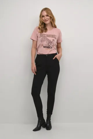 Schwarz