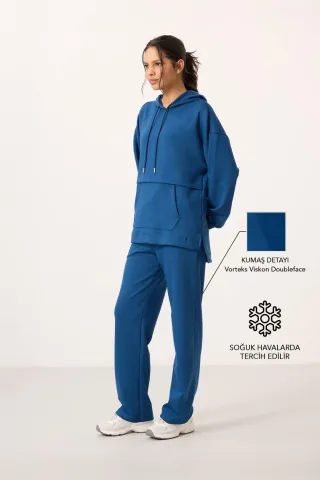 Blau