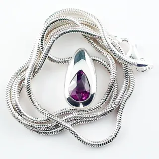 1,75 ct Natürlicher Amethyst Anhänger in 935er Silber mit Tropfenschliff