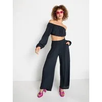 LSCN by LASCANA Carmenbluse in verkürzter Länge