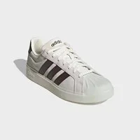 adidas Sportswear Sneaker inspiriert vom Design des adidas Superstar