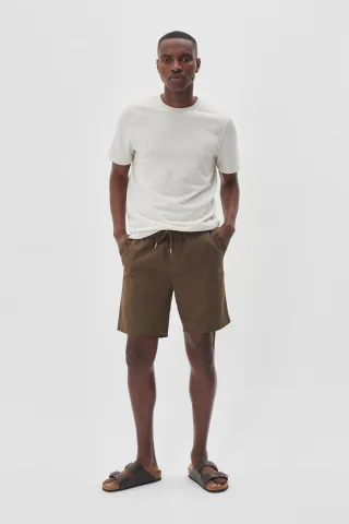 Shorts Gerade Passform dark brown