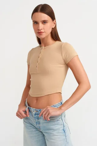 Damen Kurz geschnittenes Slim-Fit Rundhals-T-Shirt