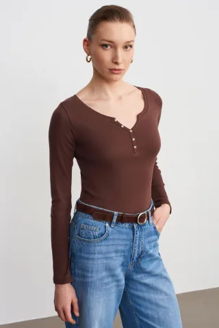 Slim Fit Baumwoll-Bluse mit langen Ärmeln und Knopfleiste